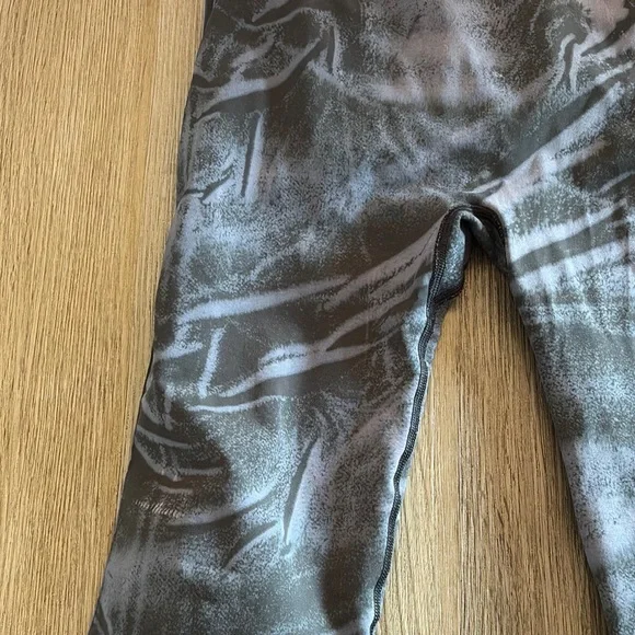 lululemon athletica Gray Leggings - Picture 2 of 5